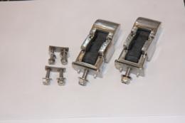 ボンネット　フードキャッチ